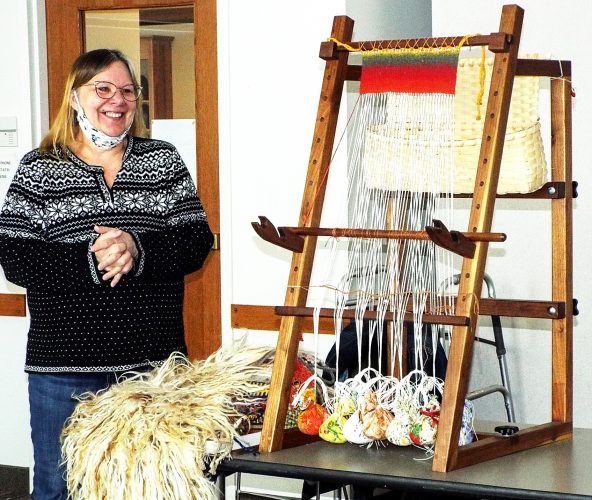 Weavers share loom knowledge News, Sports, Jobs Morning Journal